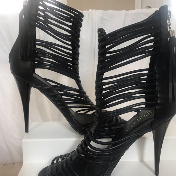 Shoes - Picture 8 of 8